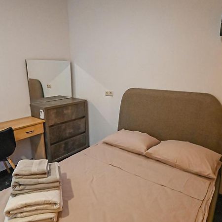 4 Bedroom Apartment On Liberty Square Tbilisi Exteriör bild
