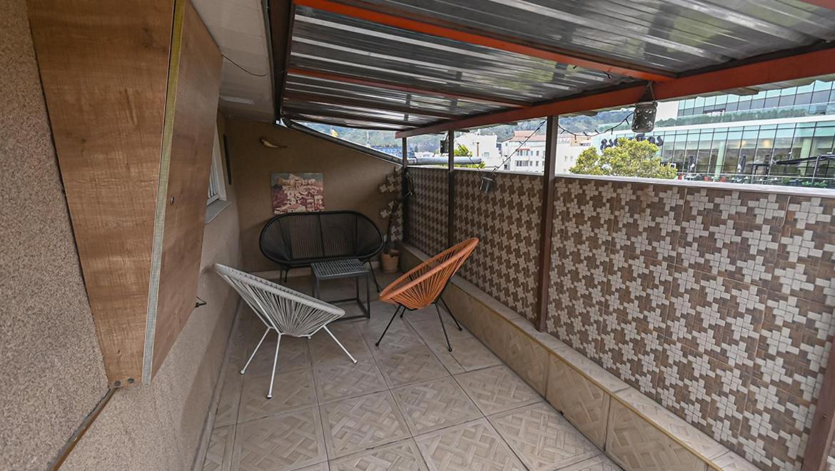 4 Bedroom Apartment On Liberty Square Tbilisi Exteriör bild
